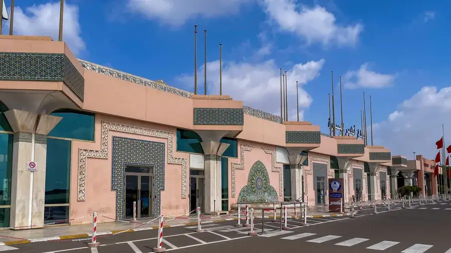 Location voiture aéroport Agadir : façade du terminal de l'aéroport Al Massira