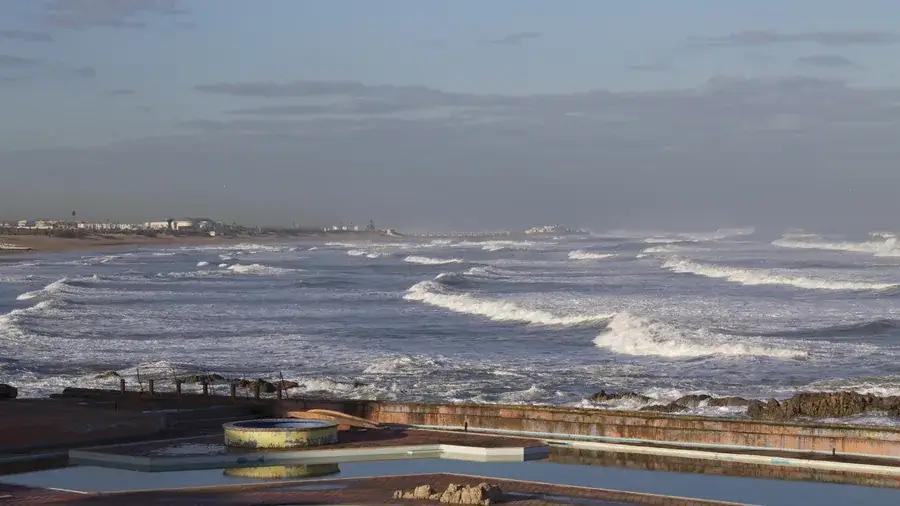 Car rental Casablanca: the Atlantic Ocean from the Ain Diab corniche