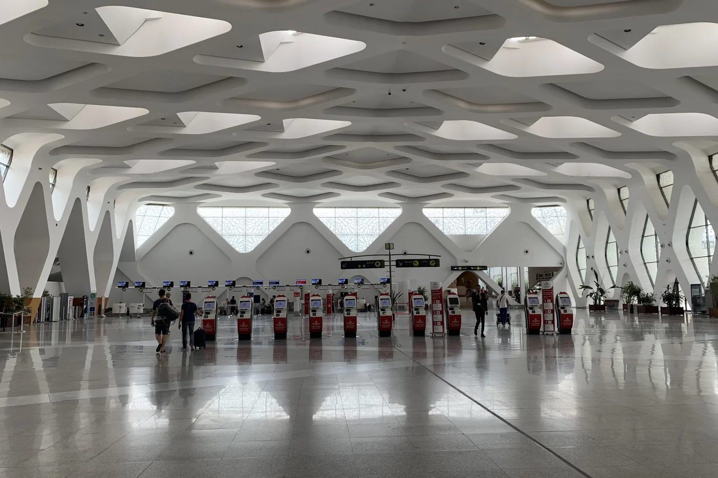 Aéroport Marrakech : hall d'embarquement du terminal Menara