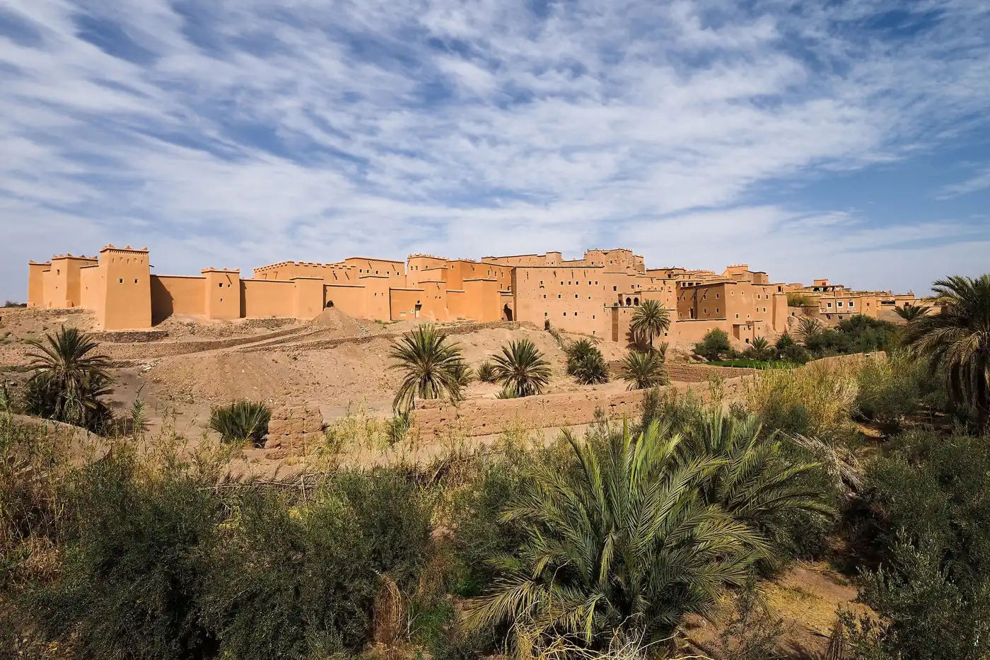 Ouarzazate: Taourirt ksar above the palm grove