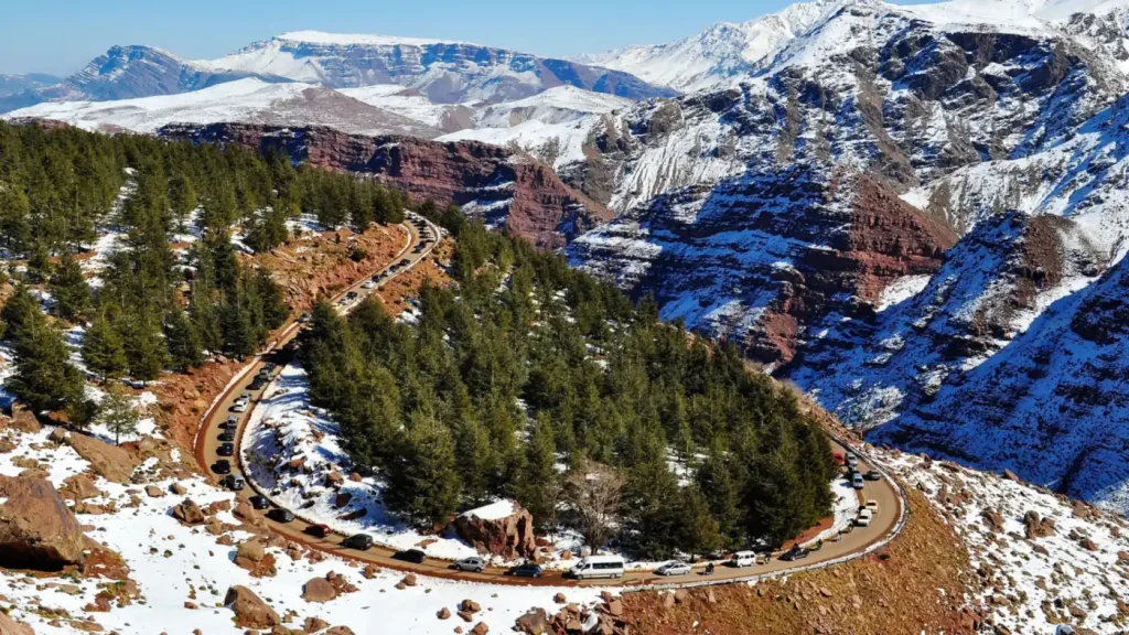 Oukaimeden: winding mountain road under snow